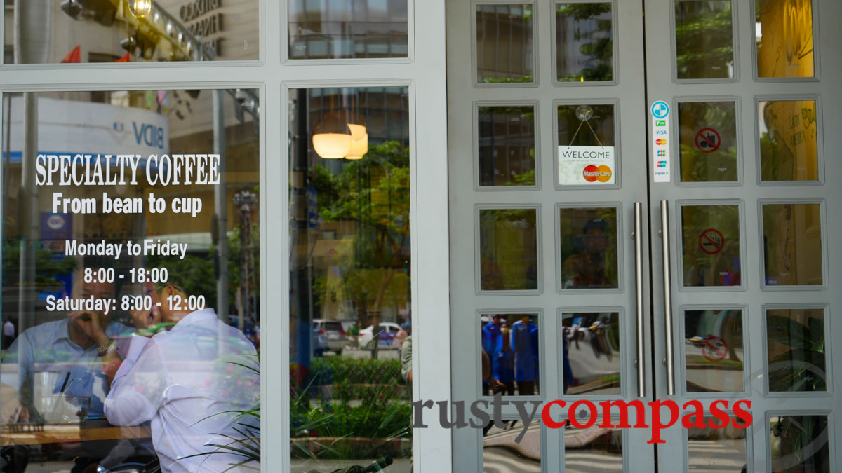 Les Monts Coffee, Saigon Les Monts Coffee, Saigon